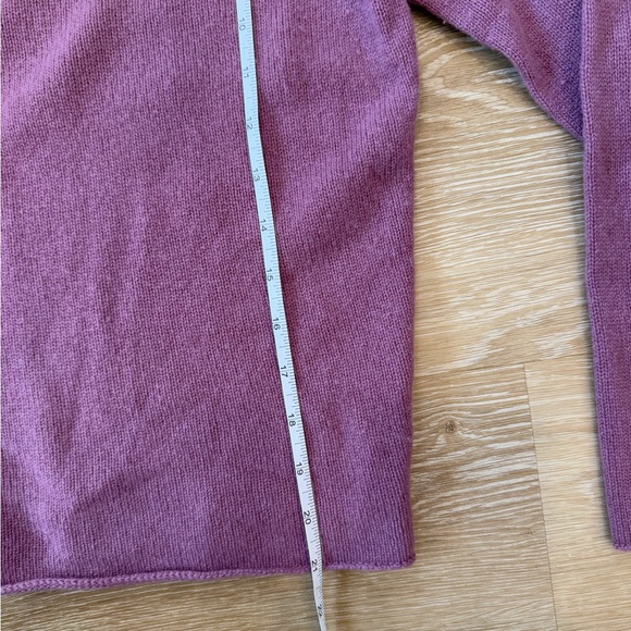 Vince Cashmere Turtleneck Sweater Size XS - Picture 8 of 10